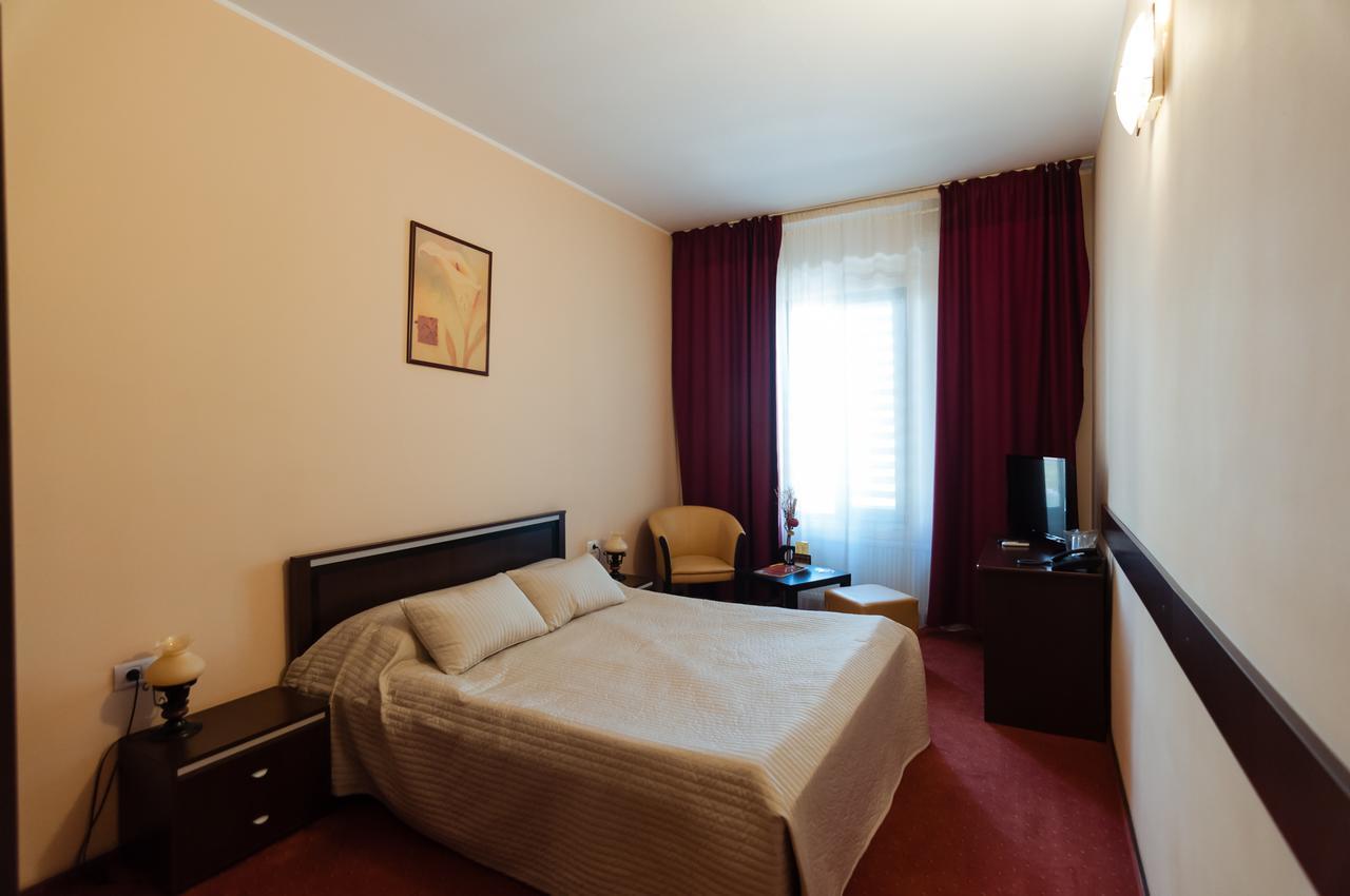 Hotel Magnus Galati Exterior photo