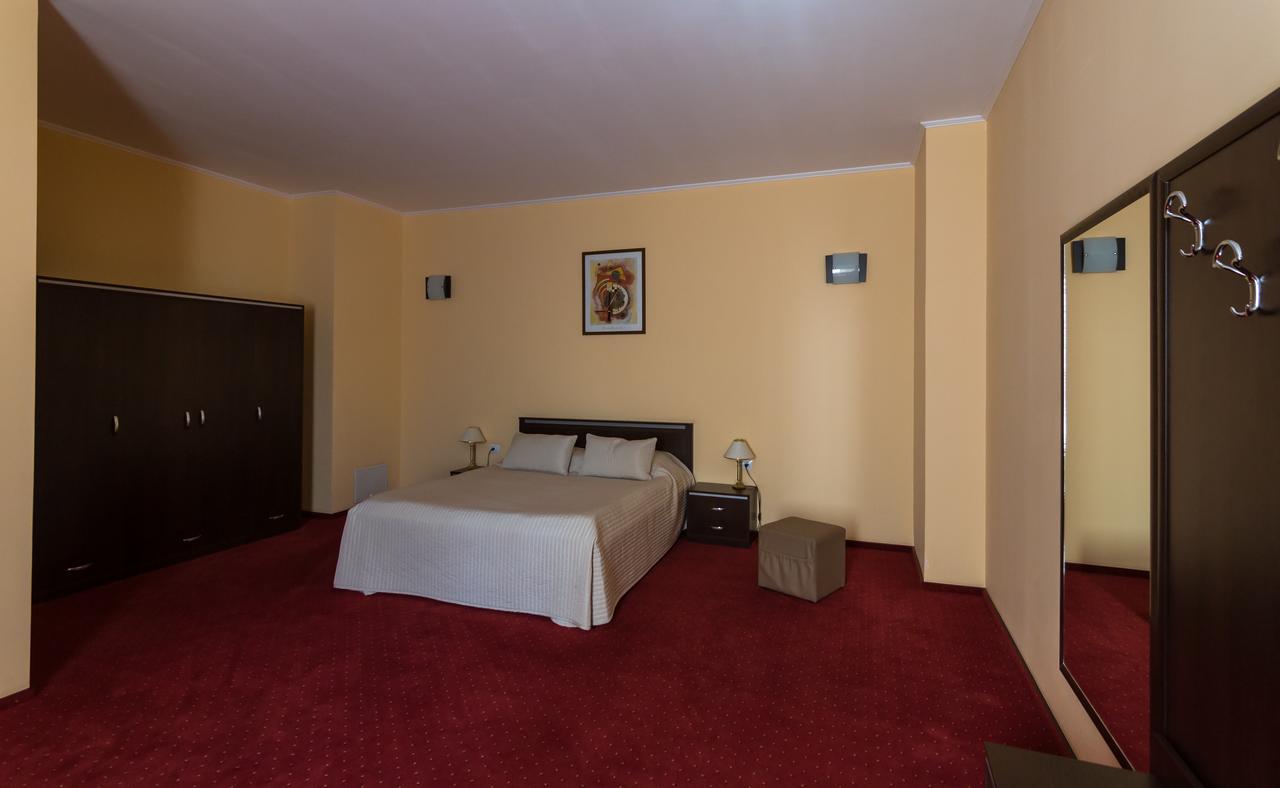 Hotel Magnus Galati Exterior photo